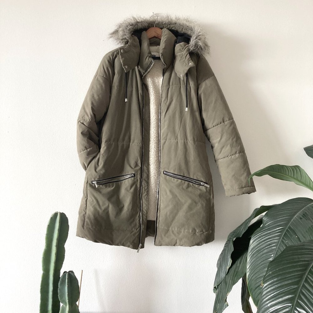 Chic Winter Green Parka - S